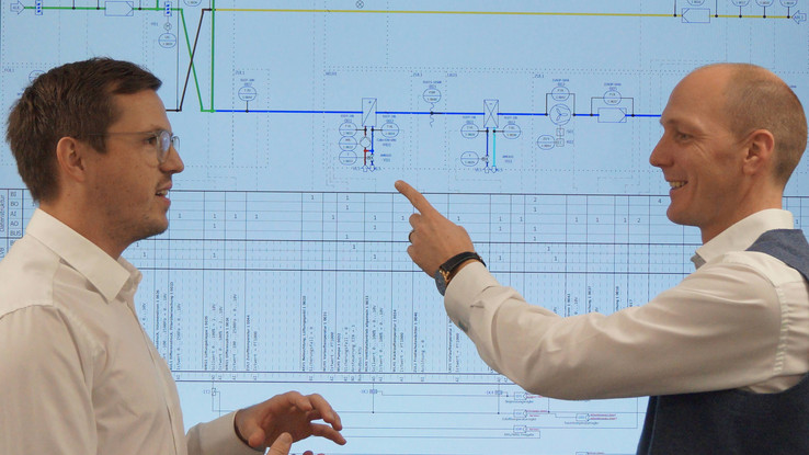 Alois Achleitner, head of I&C Building Automation (at right) and integration planner Johannes Krittl (at left)